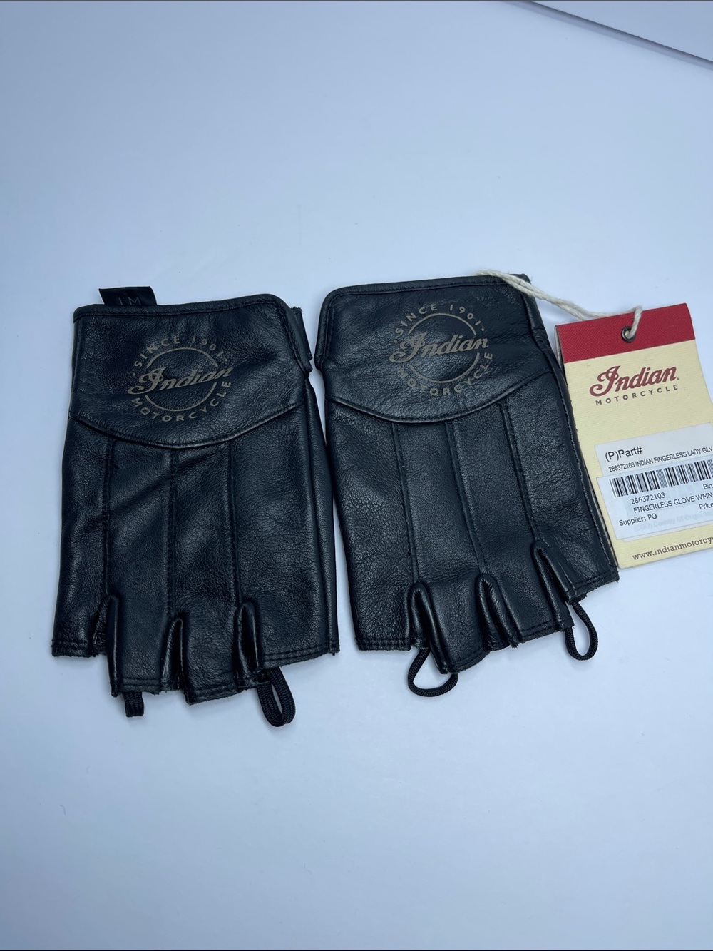 NWT Indian Motorcycle Women’s Black Fingerless Leather Riding Gloves Medium